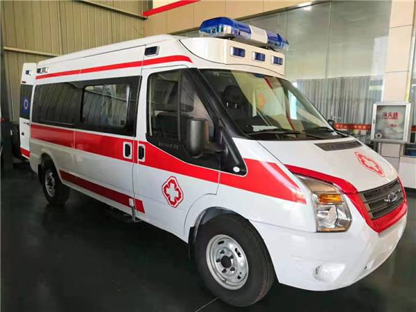 康乐县福特V362救护车